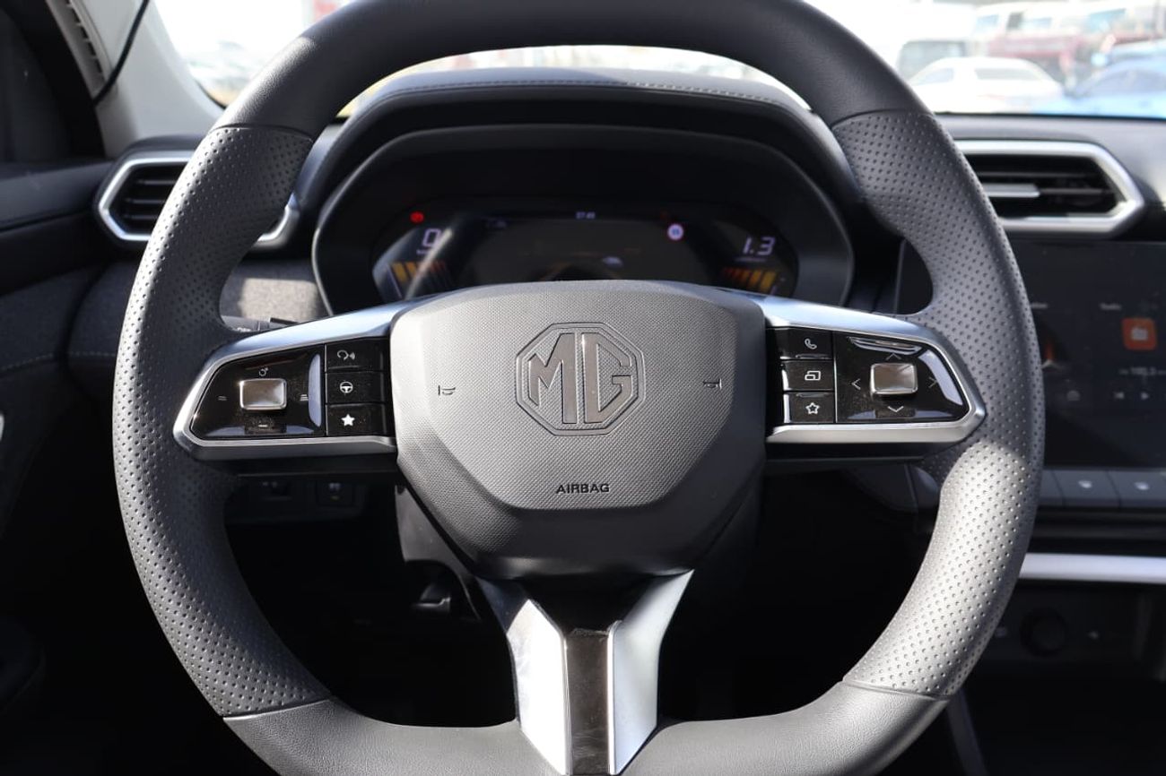 MG ZS 2024 MG ZS 1.5L AT STD option European spec