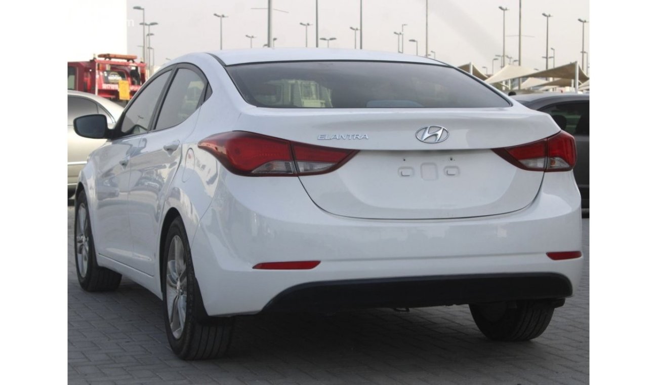 Hyundai Elantra HYUNDAI ELANTRA 2016 WHITE GCC 1.6 EXCELLENT CONDITION WITHOUT ACCIDENT