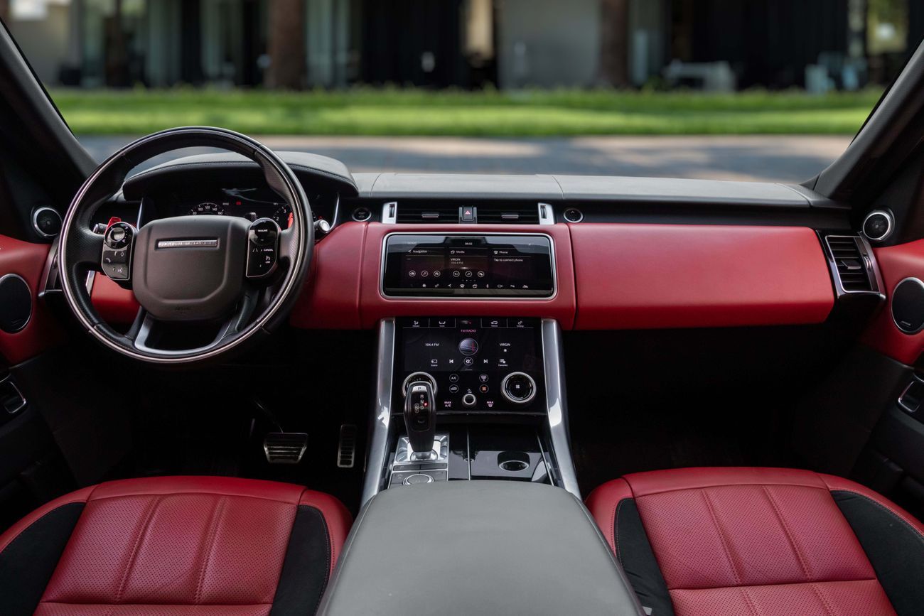 لاند روفر رينج روفر سبورت Range Rover Sport HSE | 3,525 P.M | 0% Downpayment | HSE | Low KM | Pristine!