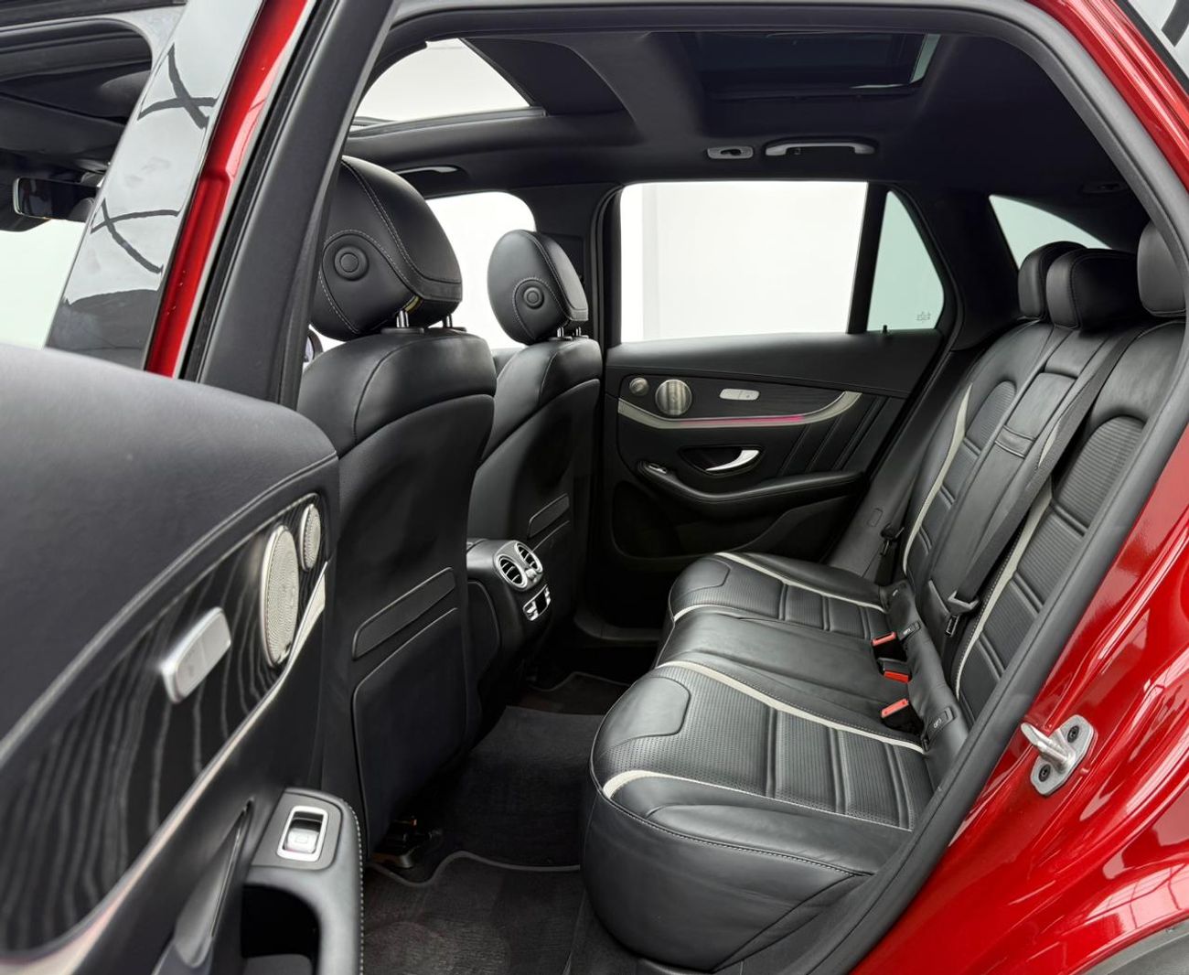 Mercedes-Benz GLC 63 S AMG 4MATIC+ 4.0L 2021 Mercedes-AMG GLC 63 S ,Warranty ,Service History ,Japanese Spec