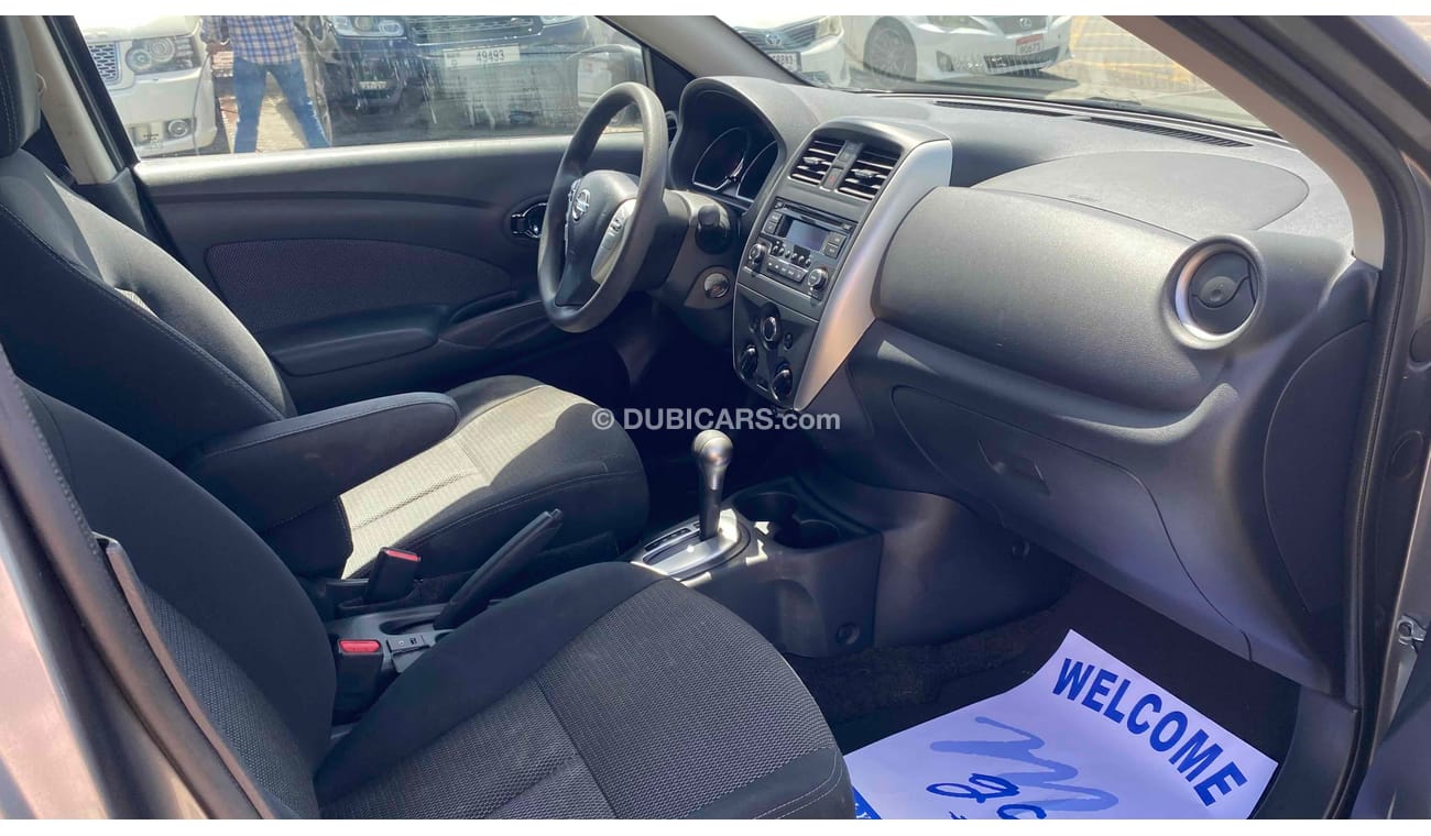 Nissan Versa S 1.6L. V4