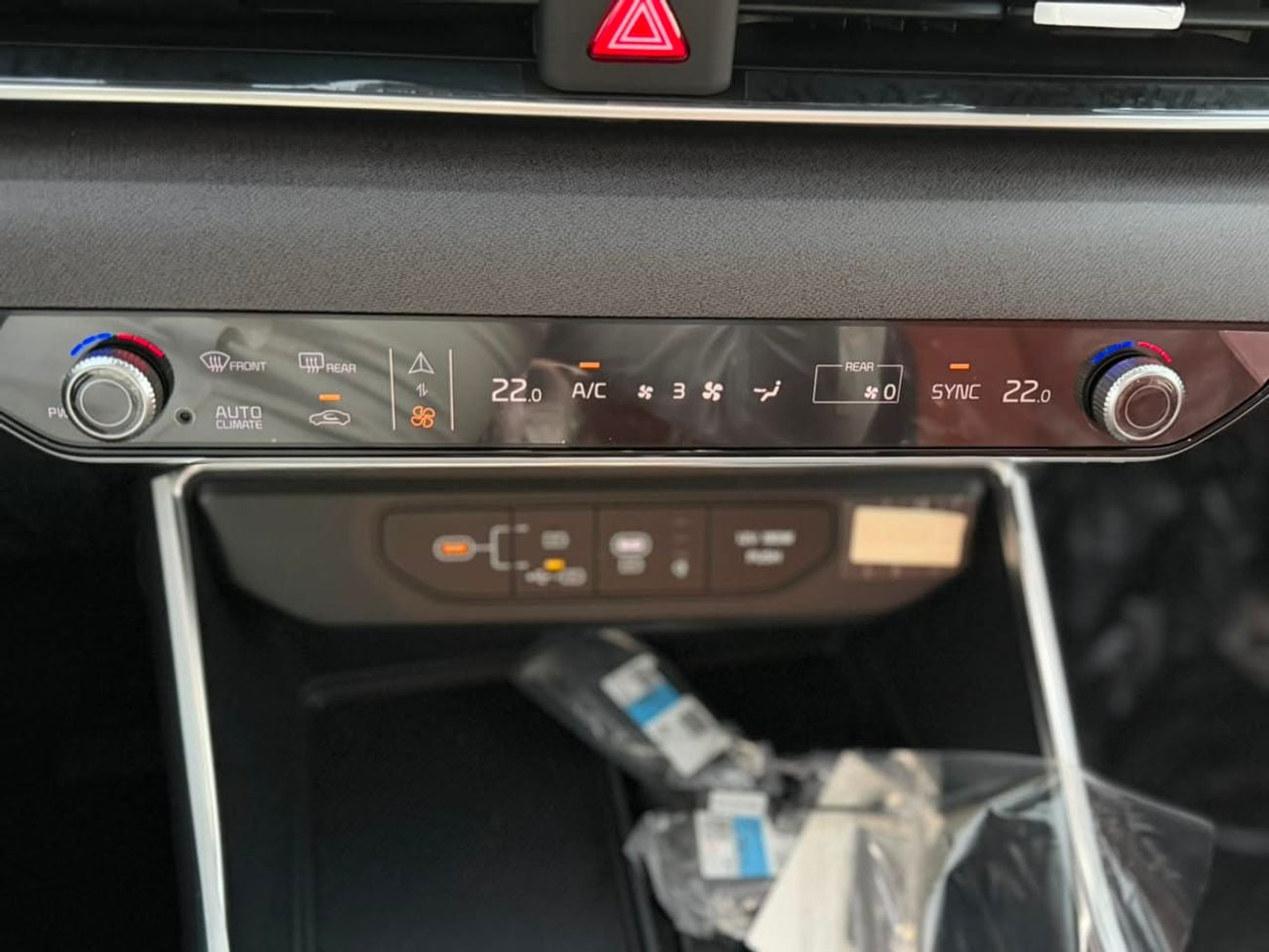 Kia Carnival EX