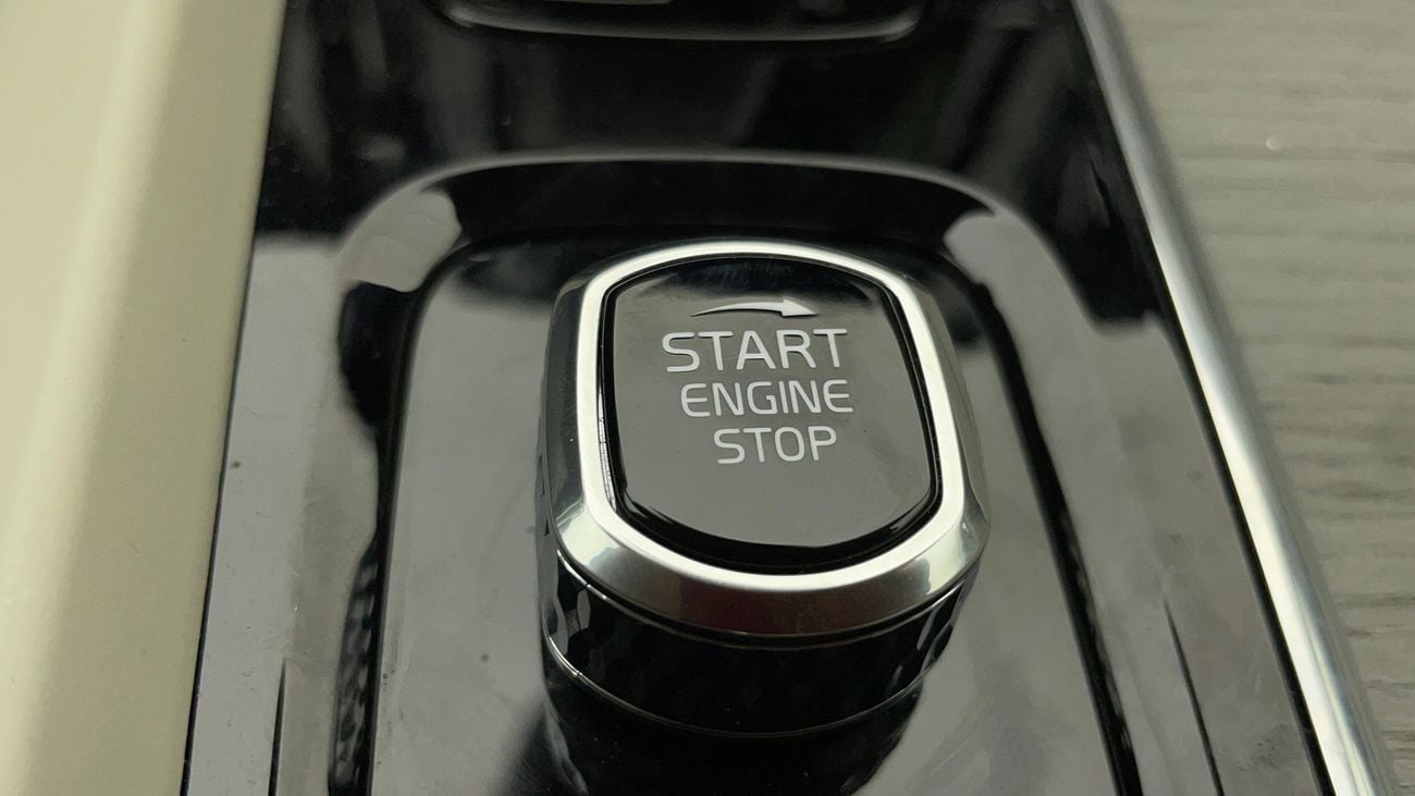 Volvo XC60 B5 CORE 2 | Zero Down Payment | Home Test Drive