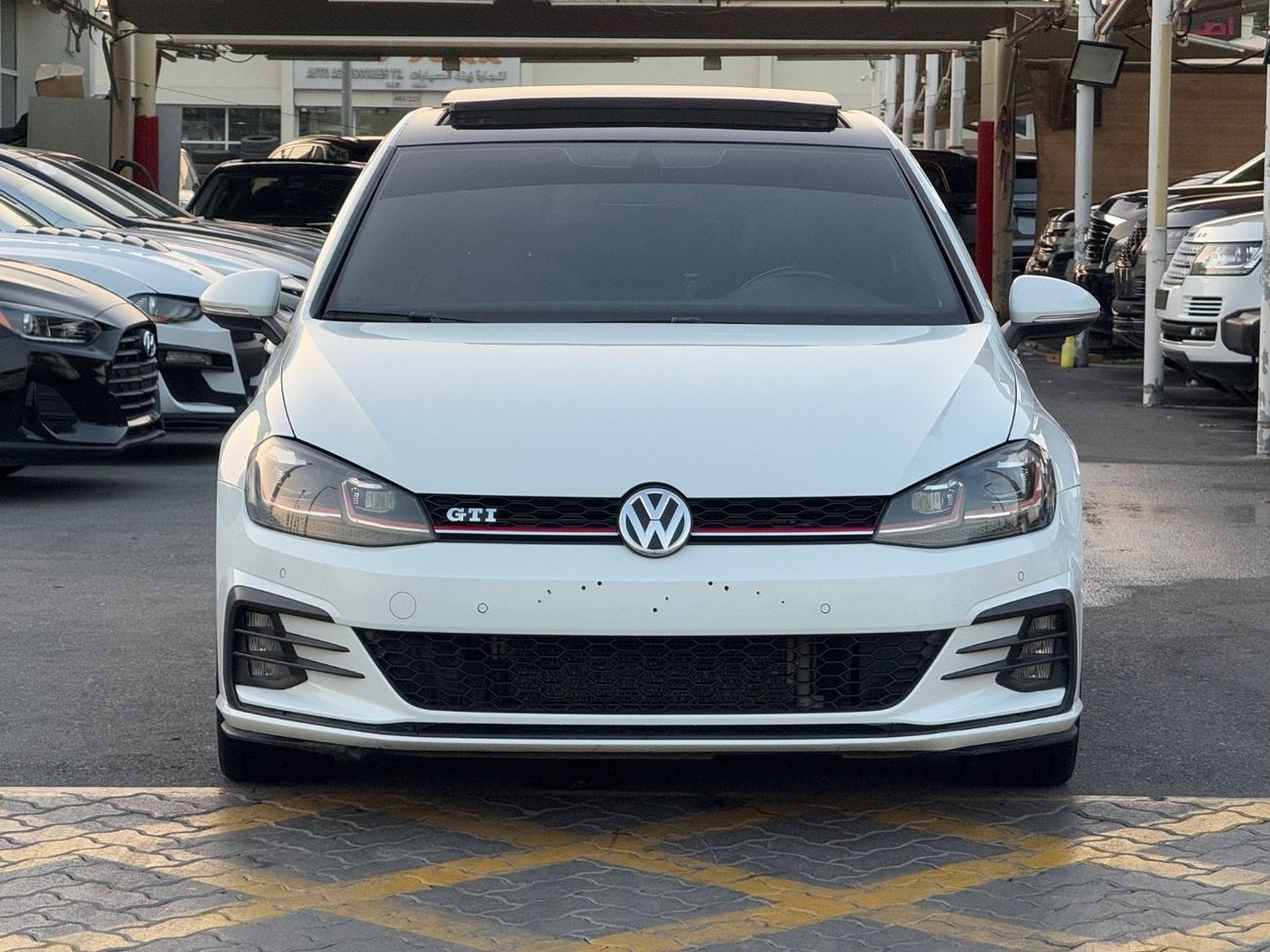 Volkswagen Golf GTI
