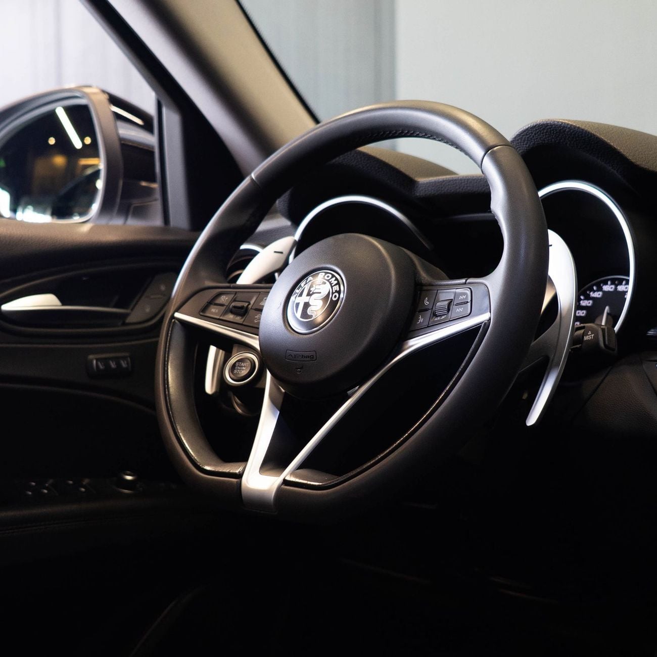 Alfa Romeo Stelvio AED 1,436 P.M • 0% Downpayment •  Alfa Romeo Stelvio Limited Edition • 1 Year Warranty