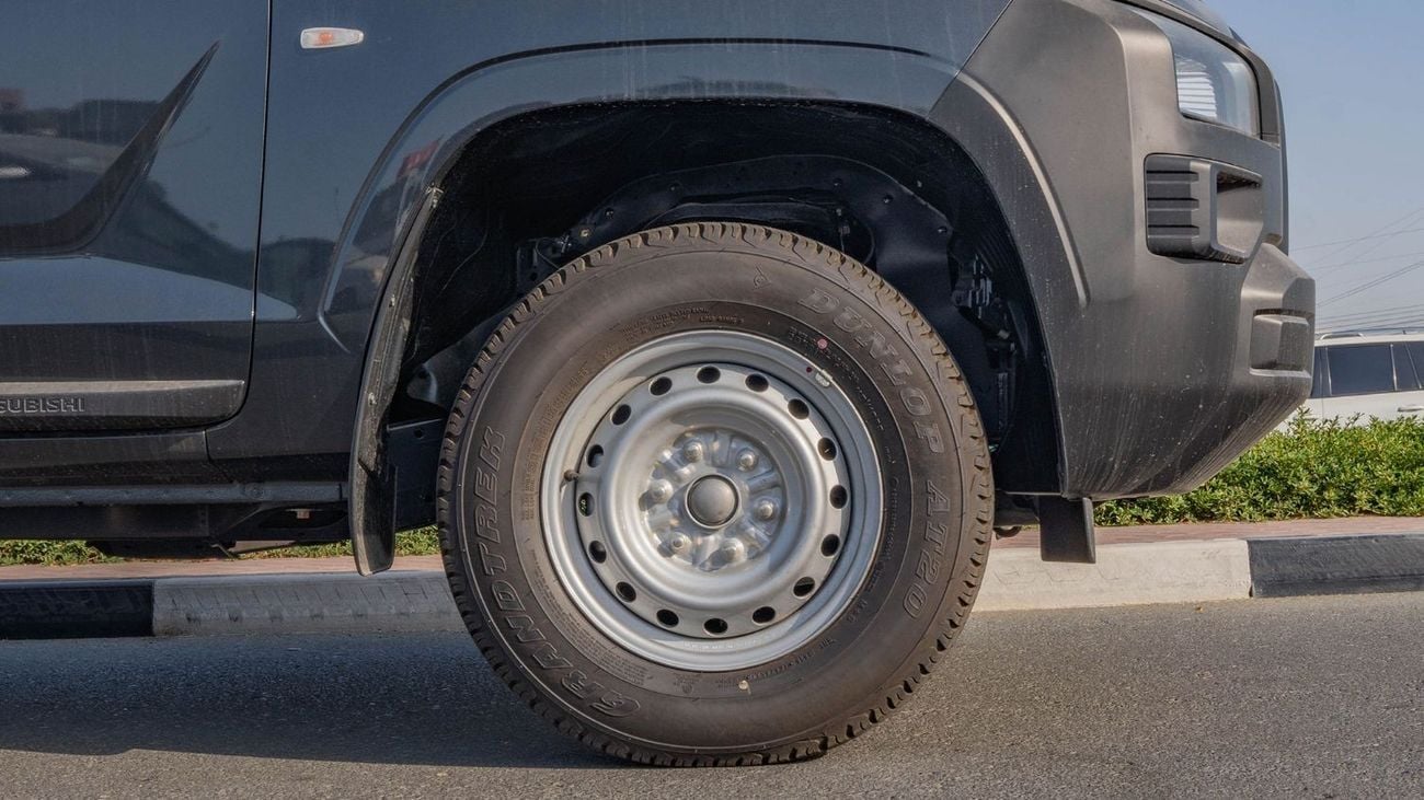 ميتسوبيشي L200 2025 Mitsubishi L200 GL 2.4L MT Petrol (Gray)