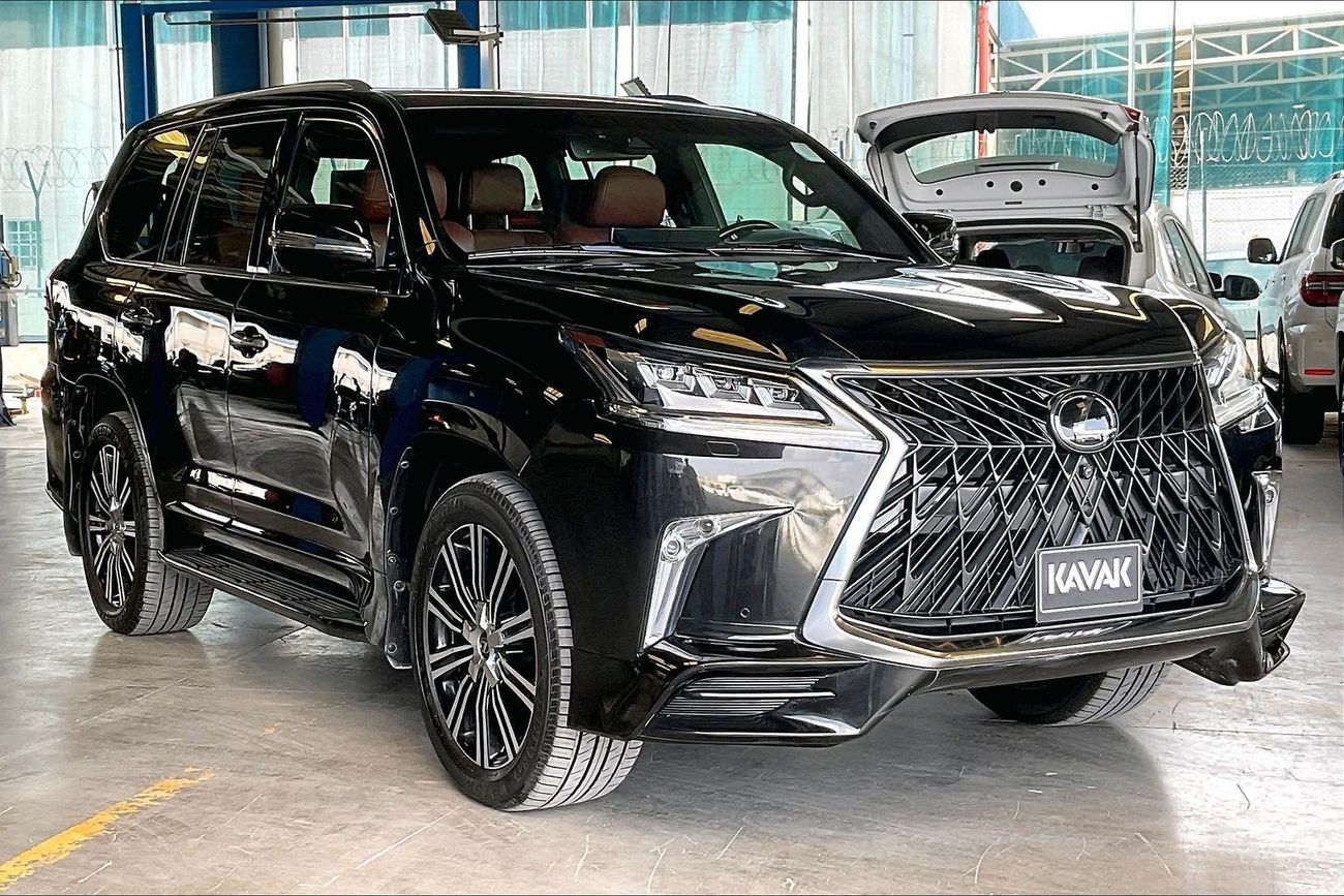 Lexus LX 570 Platinum | Guaranteed Warranty | 0 Down Payment