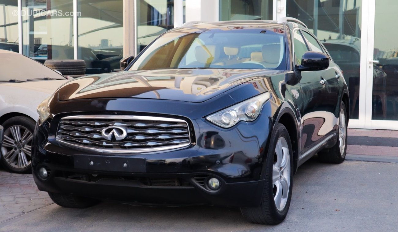 Infiniti FX35