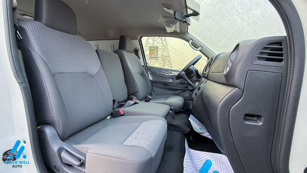 Nissan Urvan 3-Seater Manual (5-Door) NV350 2024 | 2.5L Petrol RWD | SR MN | Dry Van | GCC Specs