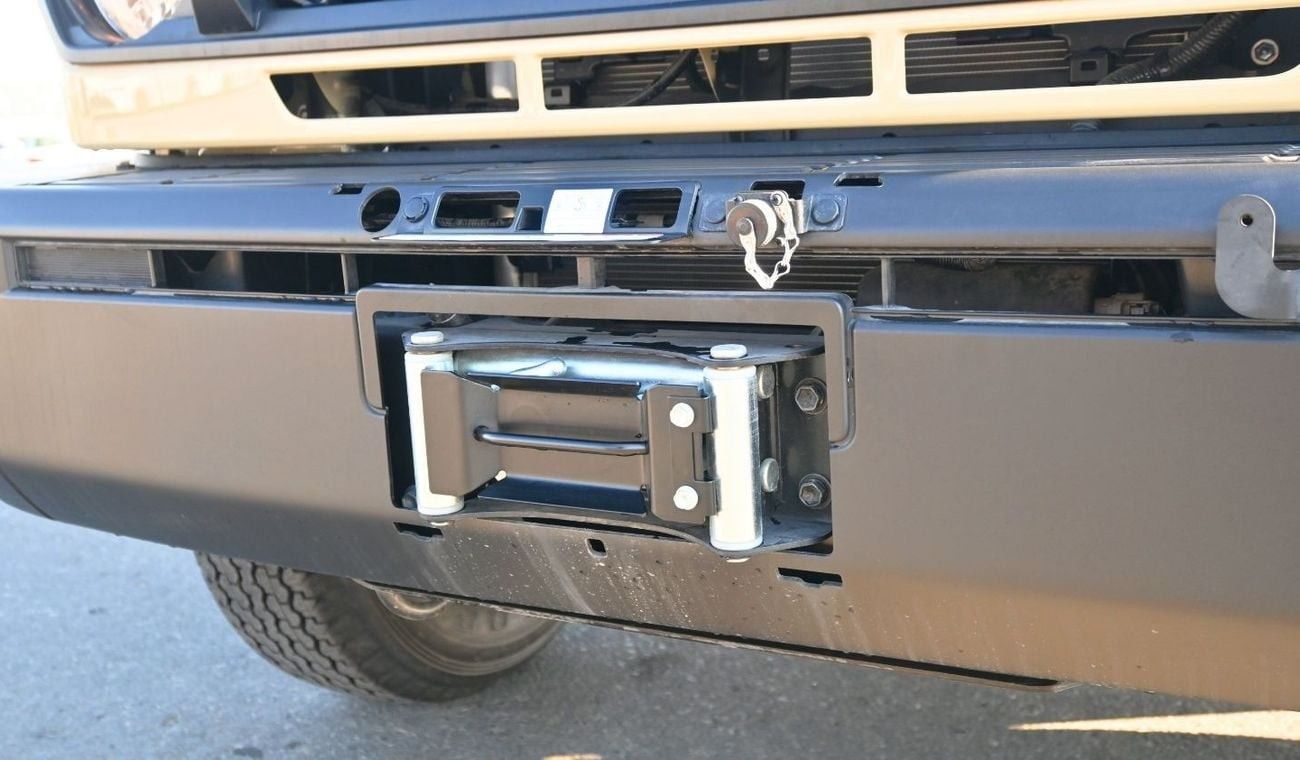 تويوتا لاند كروزر 70 Toyota Land Cruiser HardTop LC71  4.0L Petrol 2024