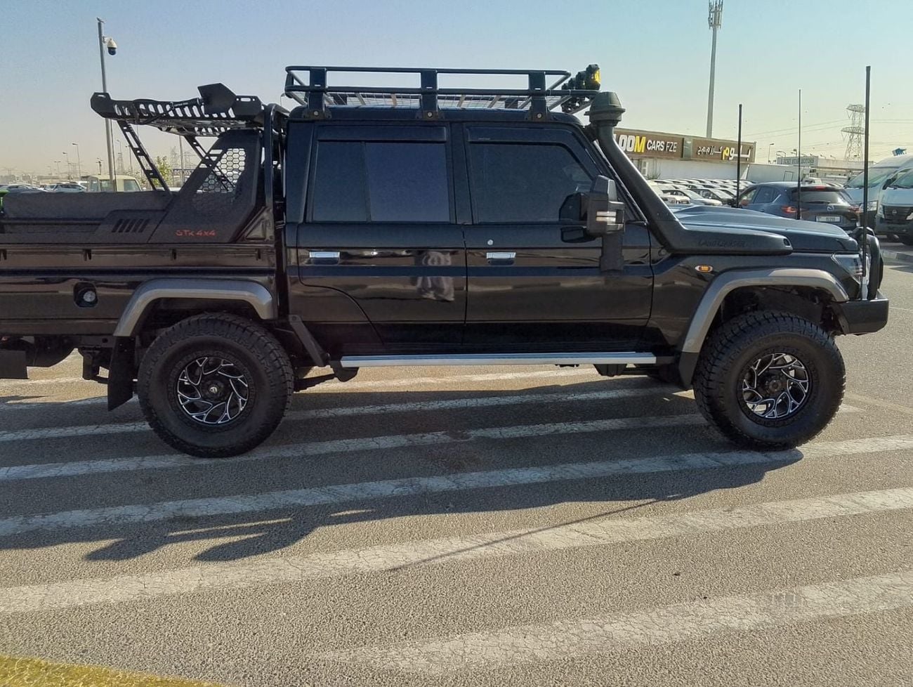 تويوتا لاند كروزر بيك آب GXL RHD 1VD-FTV 4.5L V8 Diesel Engine Manual Gear 4WD Double Cabin 4 Doors 5 Seats