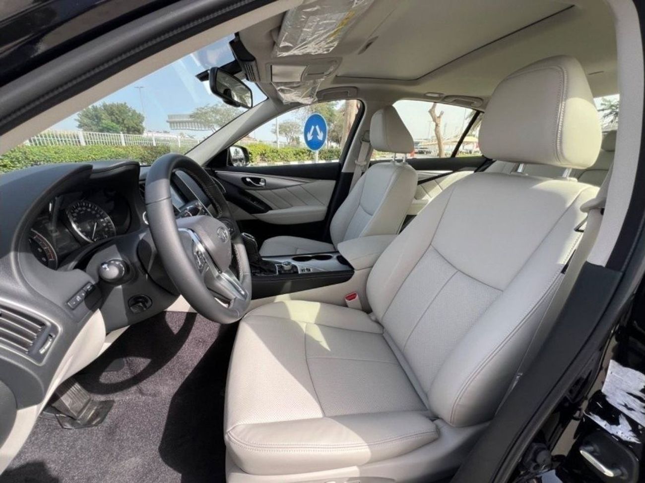 Infiniti Q50 Luxe 3.0L