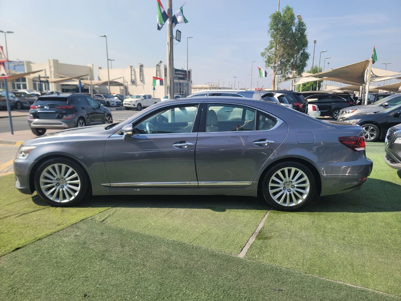 لكزس LS 460 Prestige LWB 5st 4.6L (375 HP)