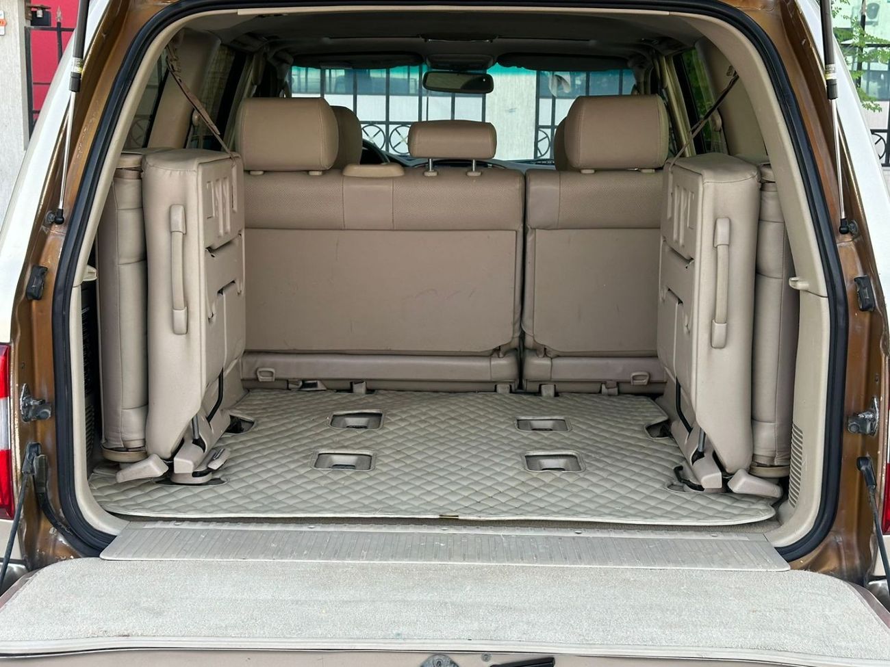 Toyota Land Cruiser تويوتا لاندكروزر GXR V6 خليجي 2004