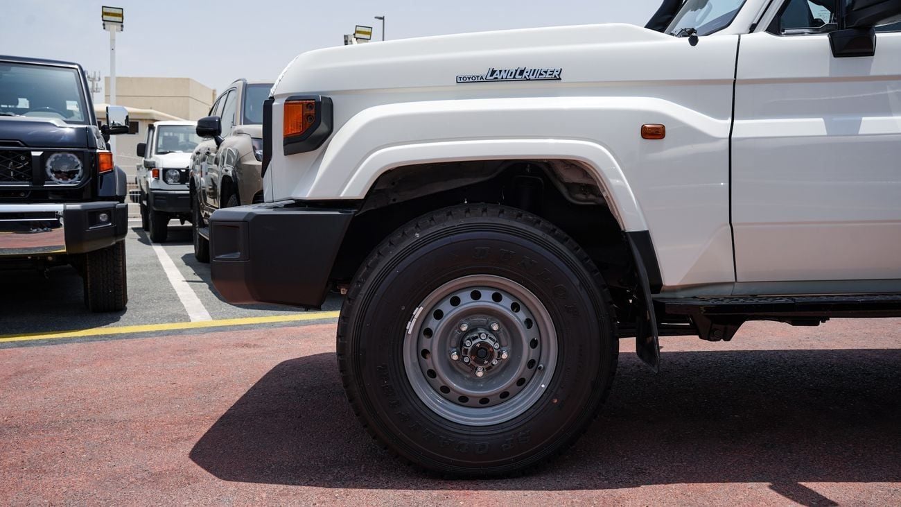 تويوتا لاند كروزر 70 LC 78 HARDTOP 4.0L MT
