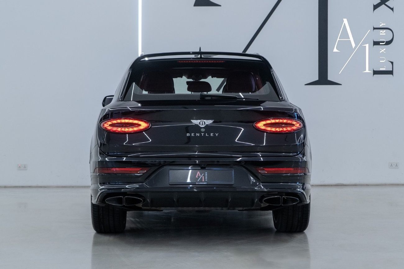 Bentley Bentayga 2024 Bentley Bentayga S V8, Warranty  Service Pack, Full Option, GCC Spec