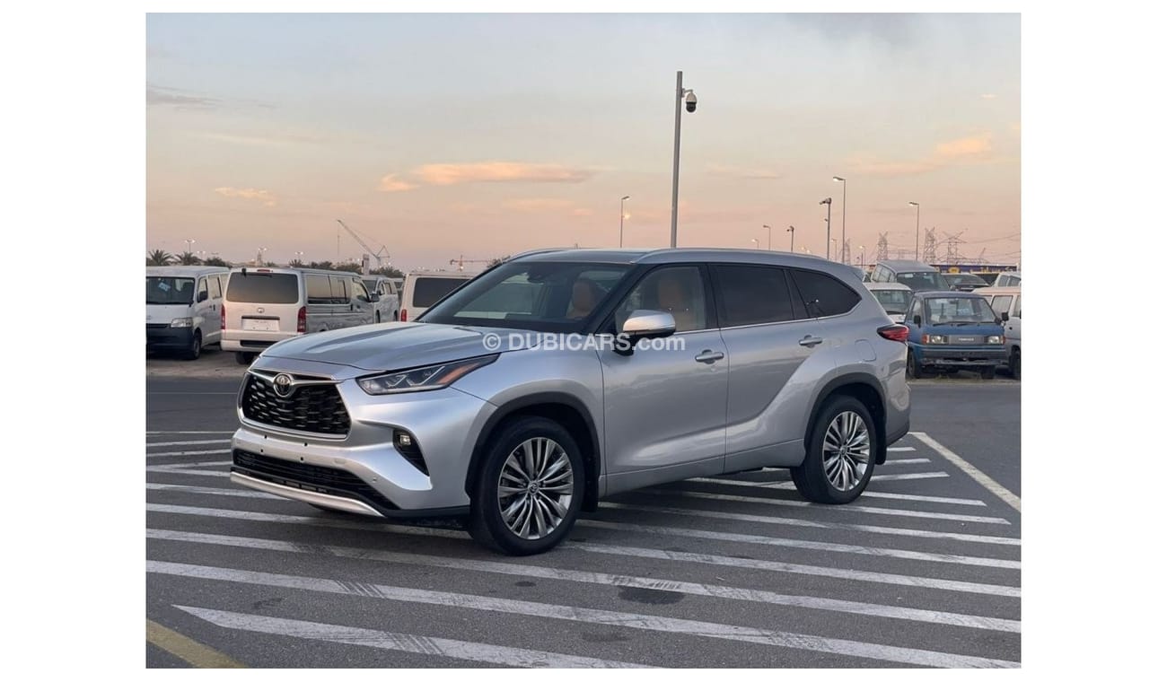 Toyota Highlander 2020 Toyota Highlander Platinum 4WD 3.5L V6 /