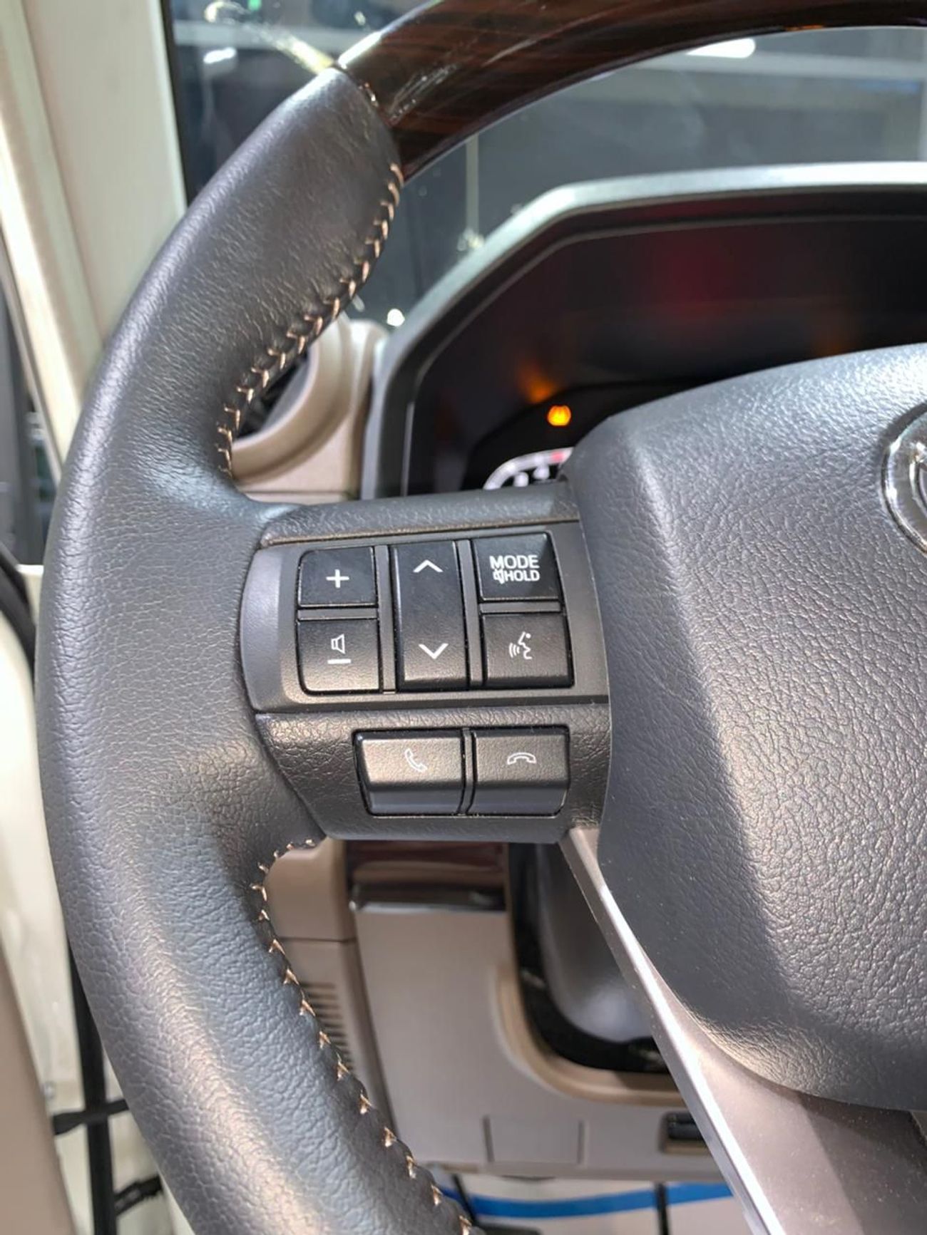 تويوتا لاند كروزر بيك آب LX 2.8L  DIESEL SINGLE CABIN