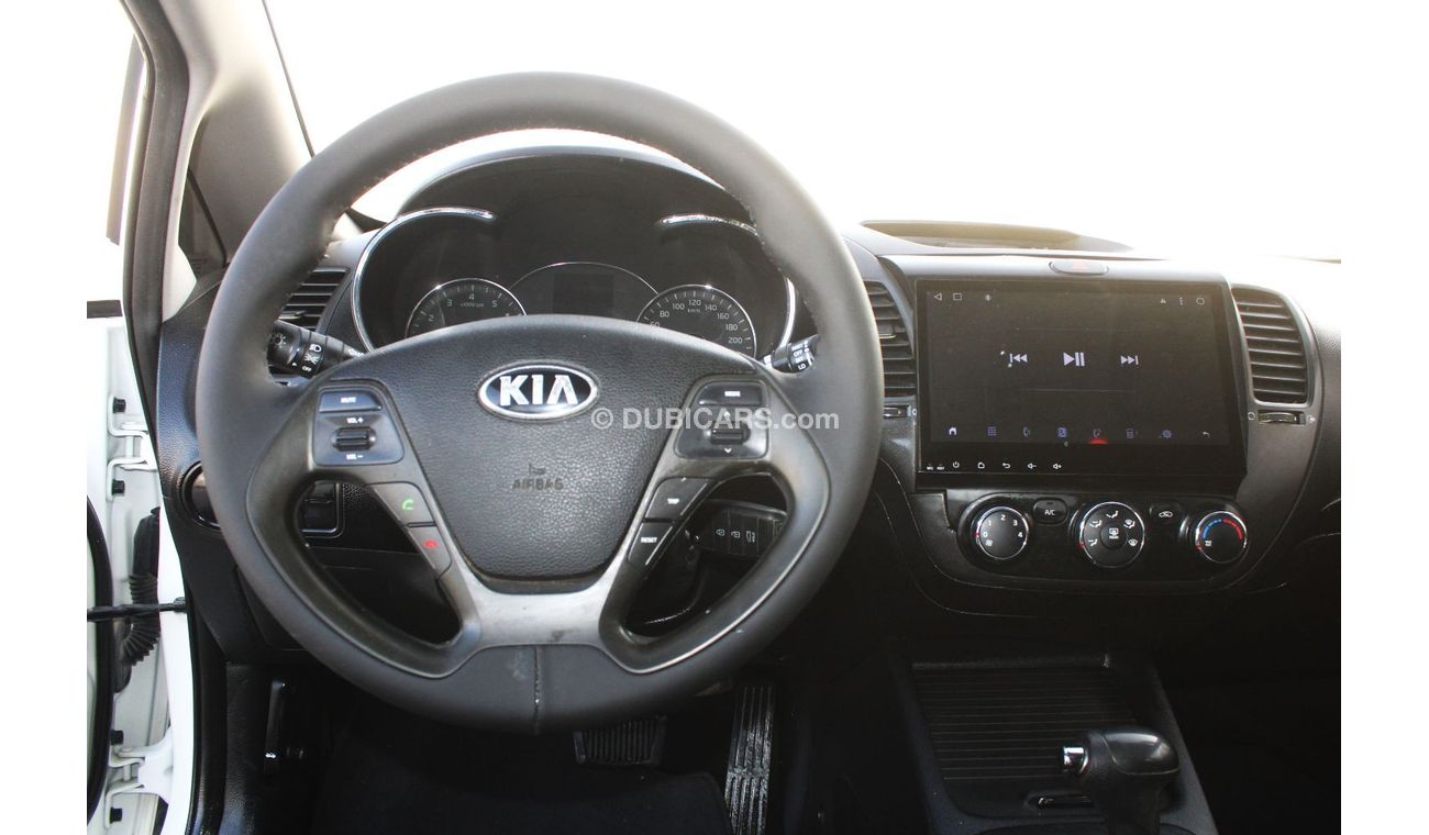 كيا سيراتو كيا سيراتو 2015 خليجي فل ابشن بحالة ممتازة