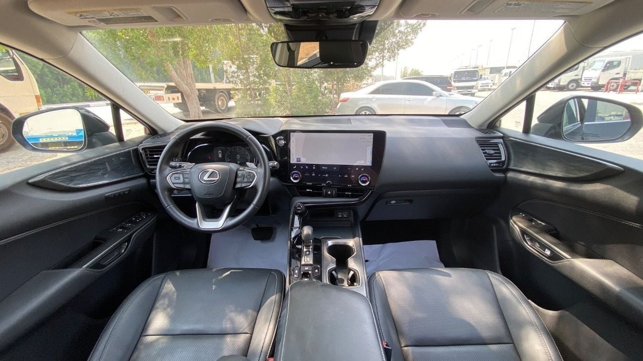 لكزس NX 250 F-Sport 2.5T Platinum