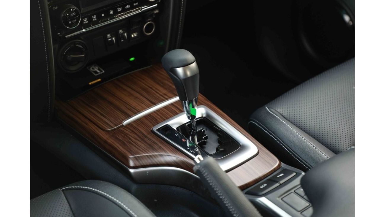 تويوتا فورتونر تويوتا فورتشنر 2024 4.0 4X4 HI Adventure - أسود من الداخل أسود | للتصدير فقط