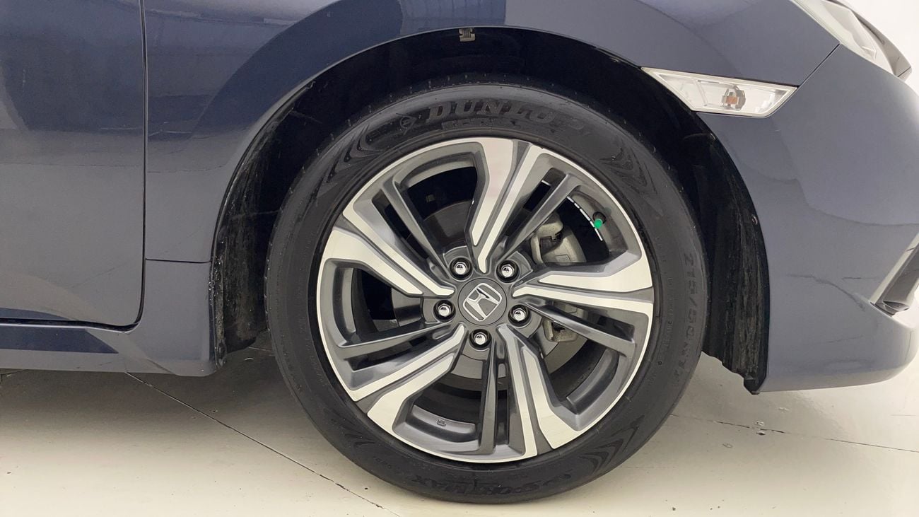 هوندا سيفيك LX SPORT 1.6 | بدون دفعة مقدمة | اختبار القيادة في المنزل