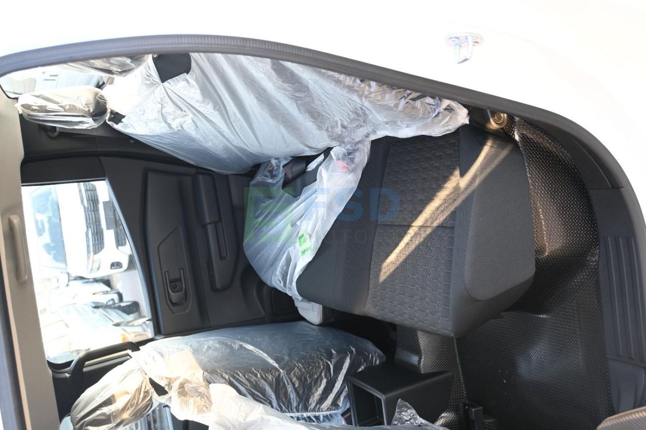 Mitsubishi L200 MITSUBISHI L200 2.4L PETROL DCABIN 4X4 GL 5MT MID-LINE MY-2027