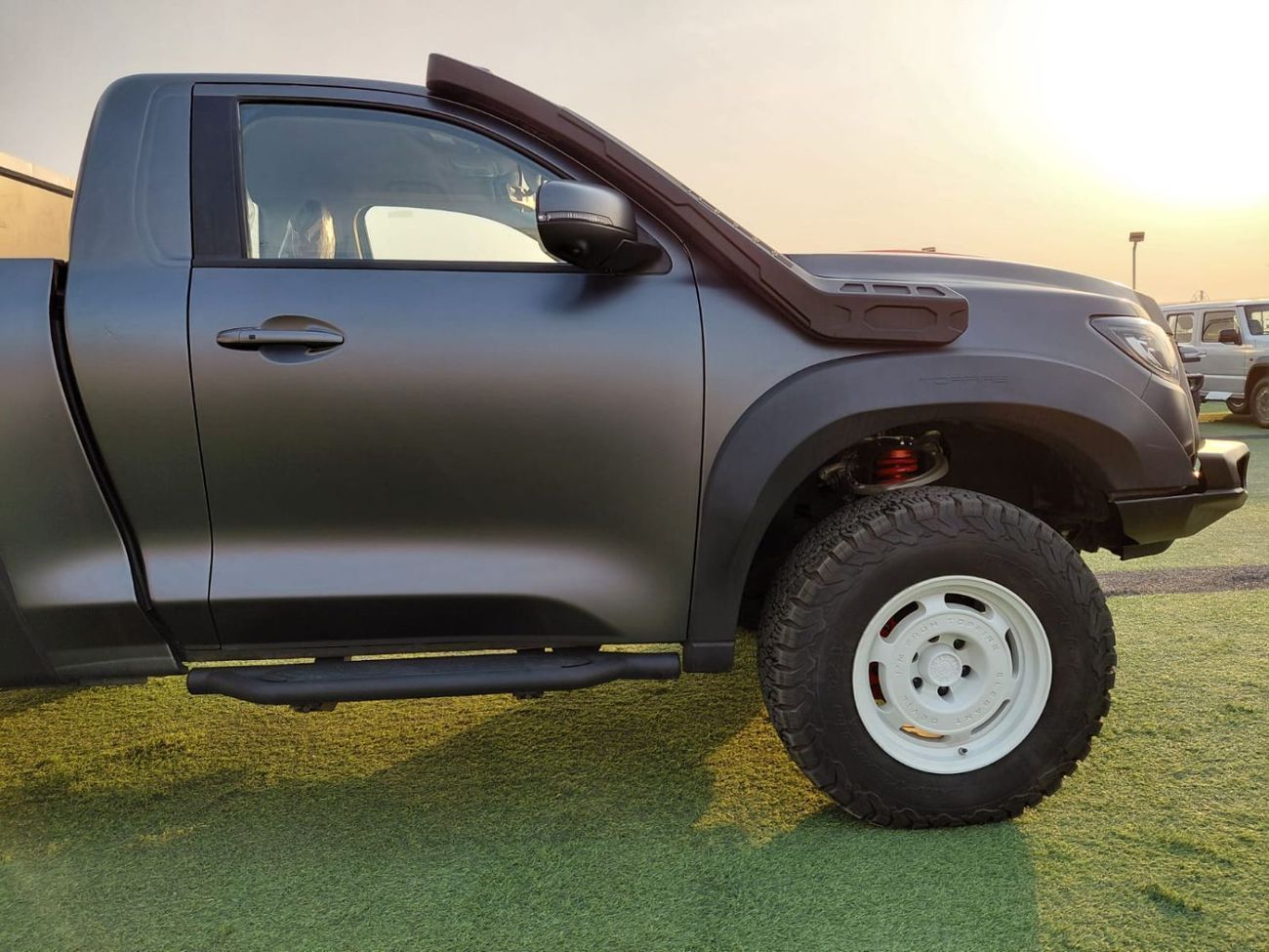 جريت وول بوير سيارة Firebomb ذات صف واحد تعمل بالبنزين ودفع رباعي موديل 2023