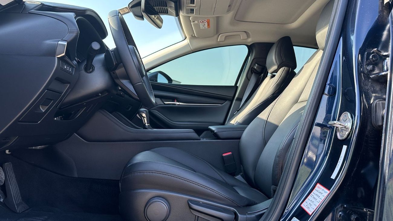 مازدا 3 Intense 2.0L 2024 GCC Agency Warranty Low Mileage 4 Cylinders