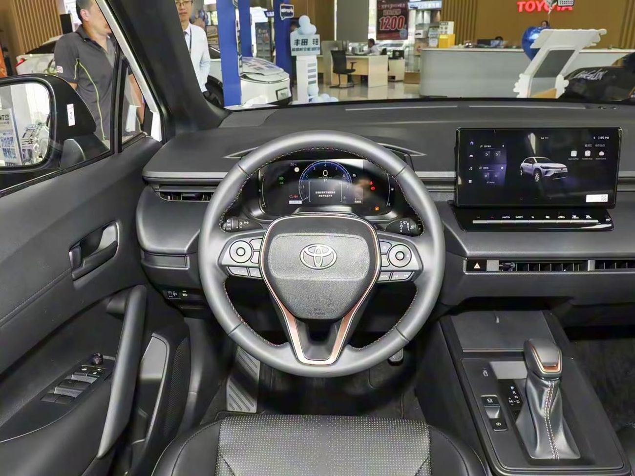 تويوتا كورولا كورولا كروز هايبرد