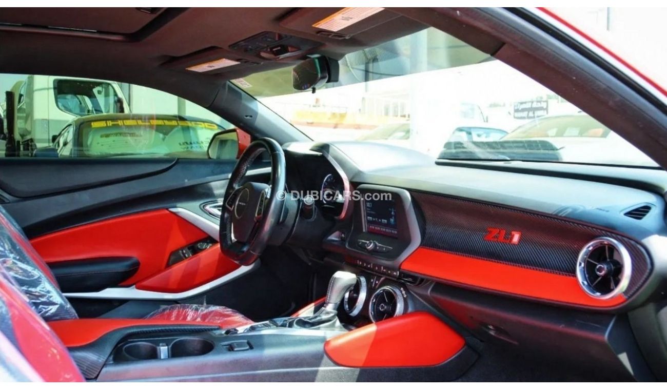 Chevrolet Camaro LT Camaro RS V6 3.6L 2018/SunRoof/Original AirBags/Excellent Condition