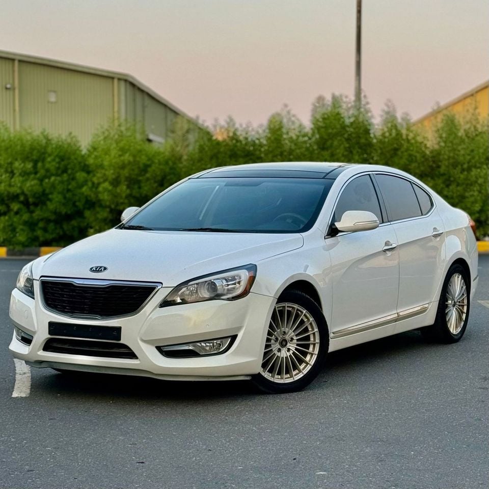 Used Kia K7 2012 for sale in Umm alQuwain 790683