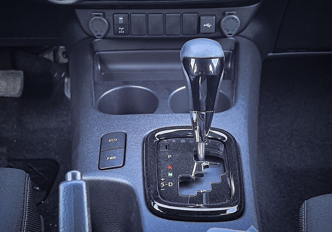 تويوتا هيلوكس 2025 TOYOTA HILUX ADVENTURE 4.0L V6 PETROL FULL OPTION