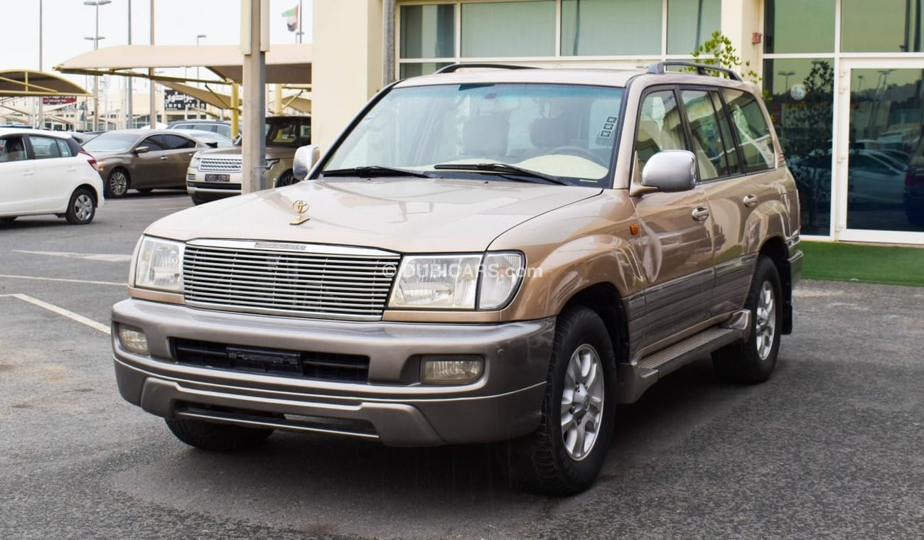 Toyota Land Cruiser GXR. V6