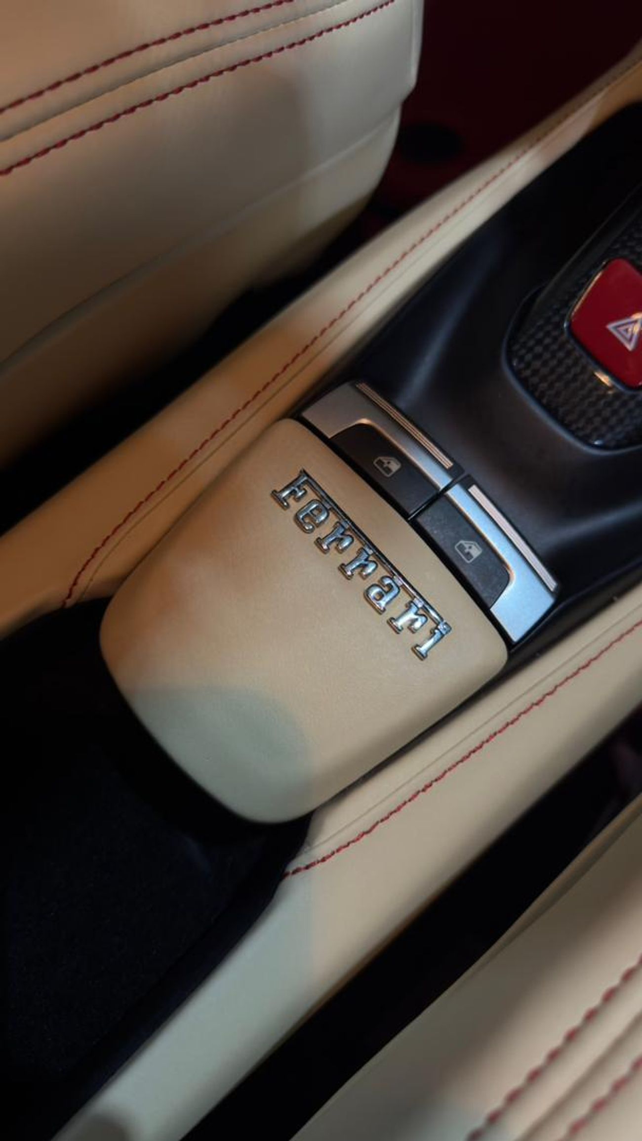 Ferrari 488 Std 3.9L 488 GTB V8