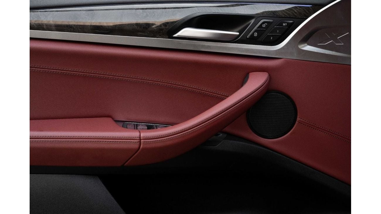 BMW X4 xDrive 30i COUPE M-kit | 4,112 P.M  | 0% Downpayment | Full Agency Warranty and Service Contract