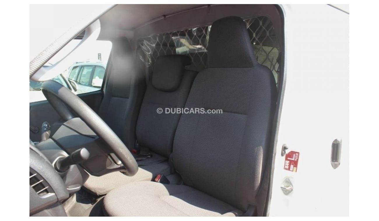 Toyota Hiace GL - Standard Roof