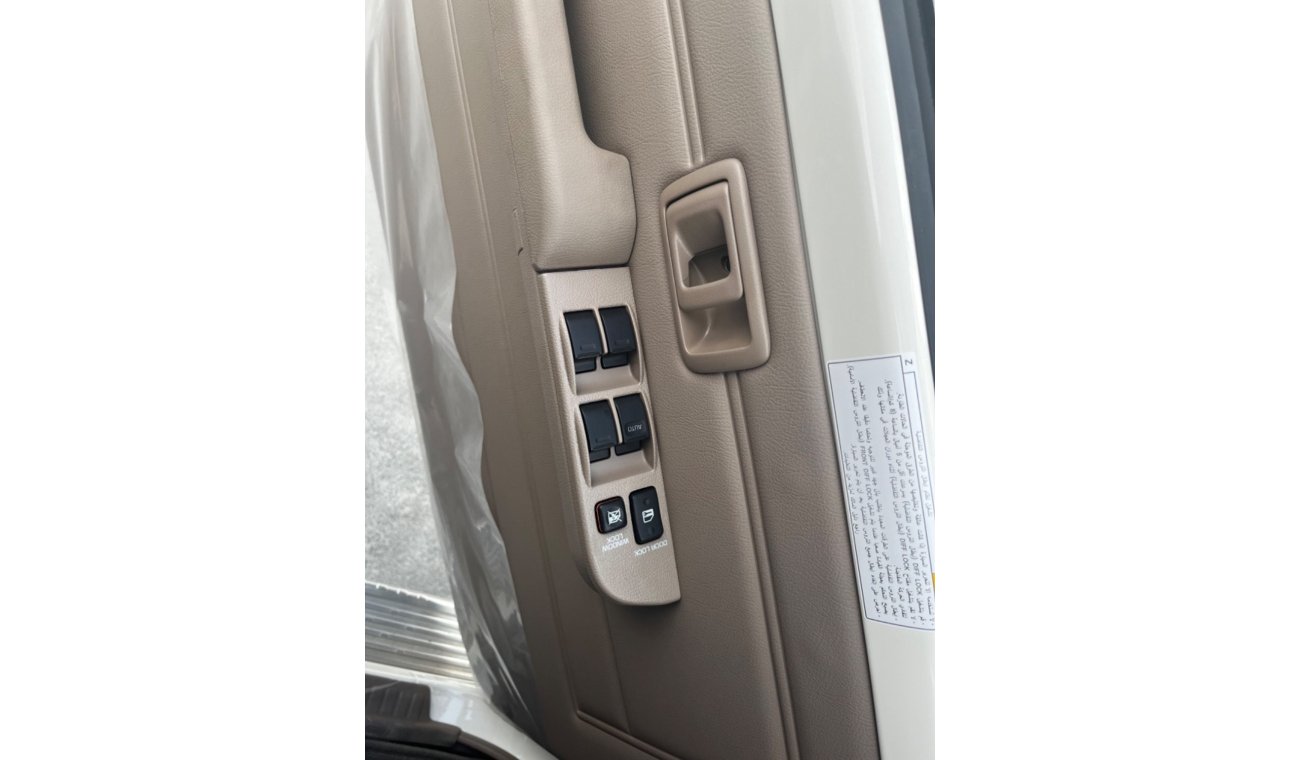 Toyota Land Cruiser Pick Up 4.0 Def lock automatic