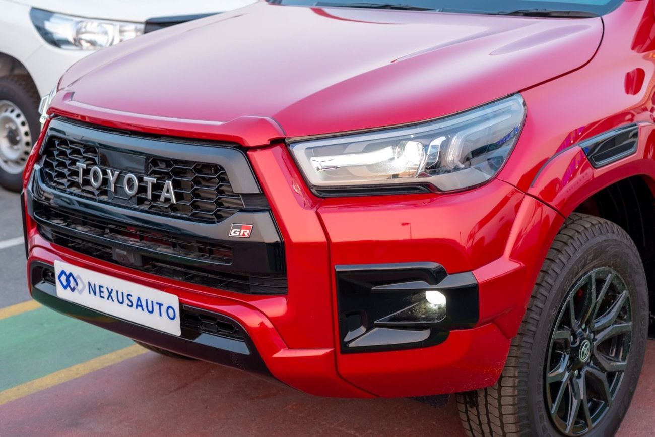 تويوتا هيلوكس GR Sport 2.8L
