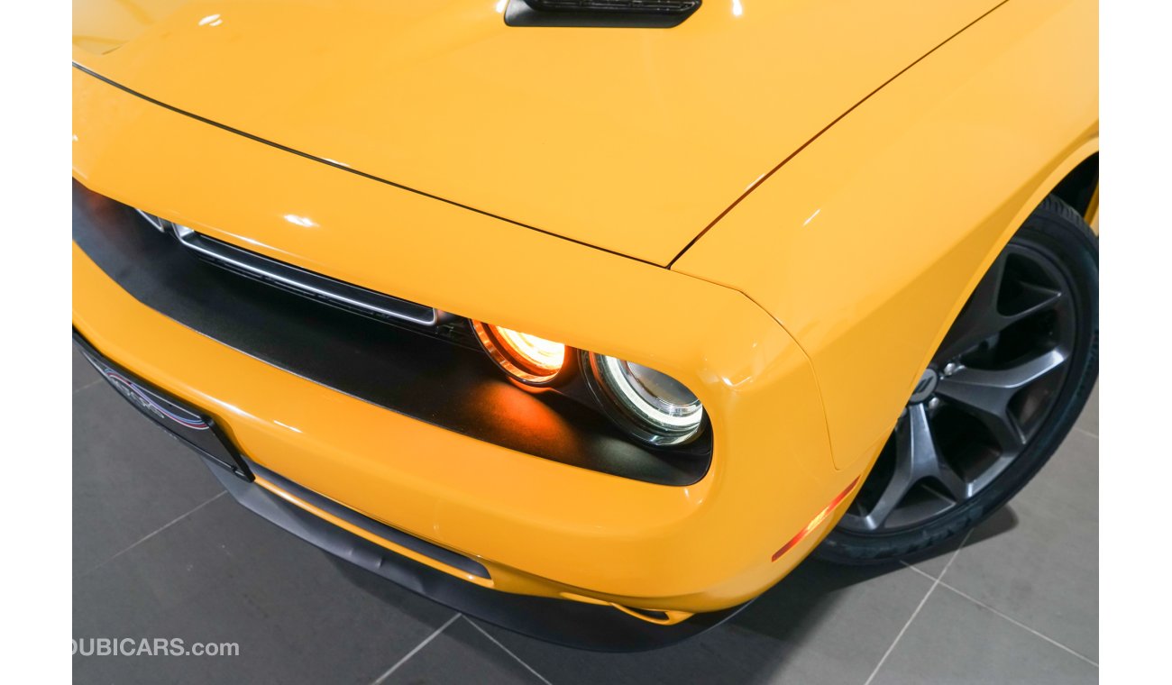 دودج تشالينجر 2018 Dodge Challenger SE V6 / Full Dodge Service History & 5 Year Dodge Warranty