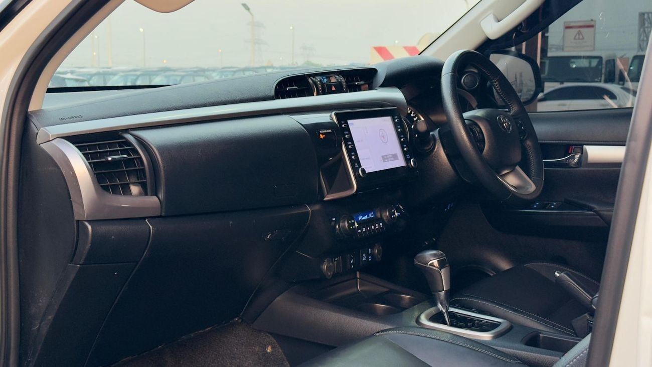 تويوتا هيلوكس GR SPORTS BODY KIT INSTALLED | 2023 | 360 VIEW CAMERA | 2.8L DIESEL ENGINE | AT | PUSH START