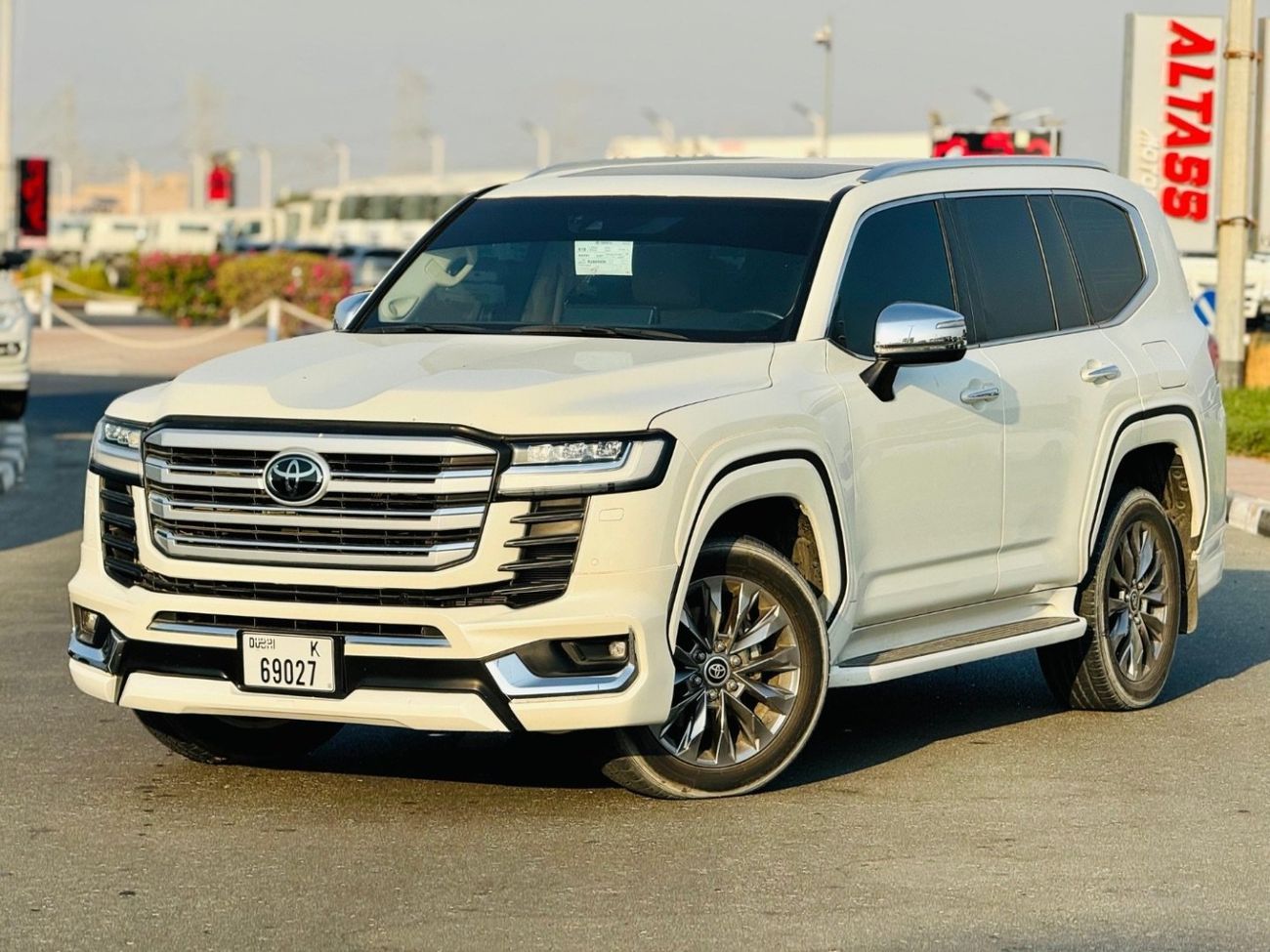 Toyota Land Cruiser Toyota Land Cruiser 2022 VXR full option