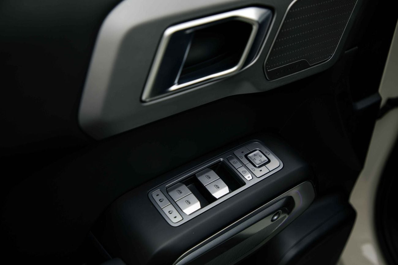 BYD Leopard Titanium 3 ID Ultra - White Inside Black | Export Only