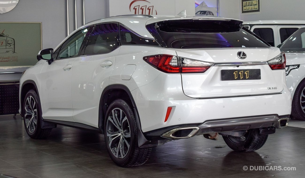 Used Lexus RX350 2019 for sale in Dubai - 308201