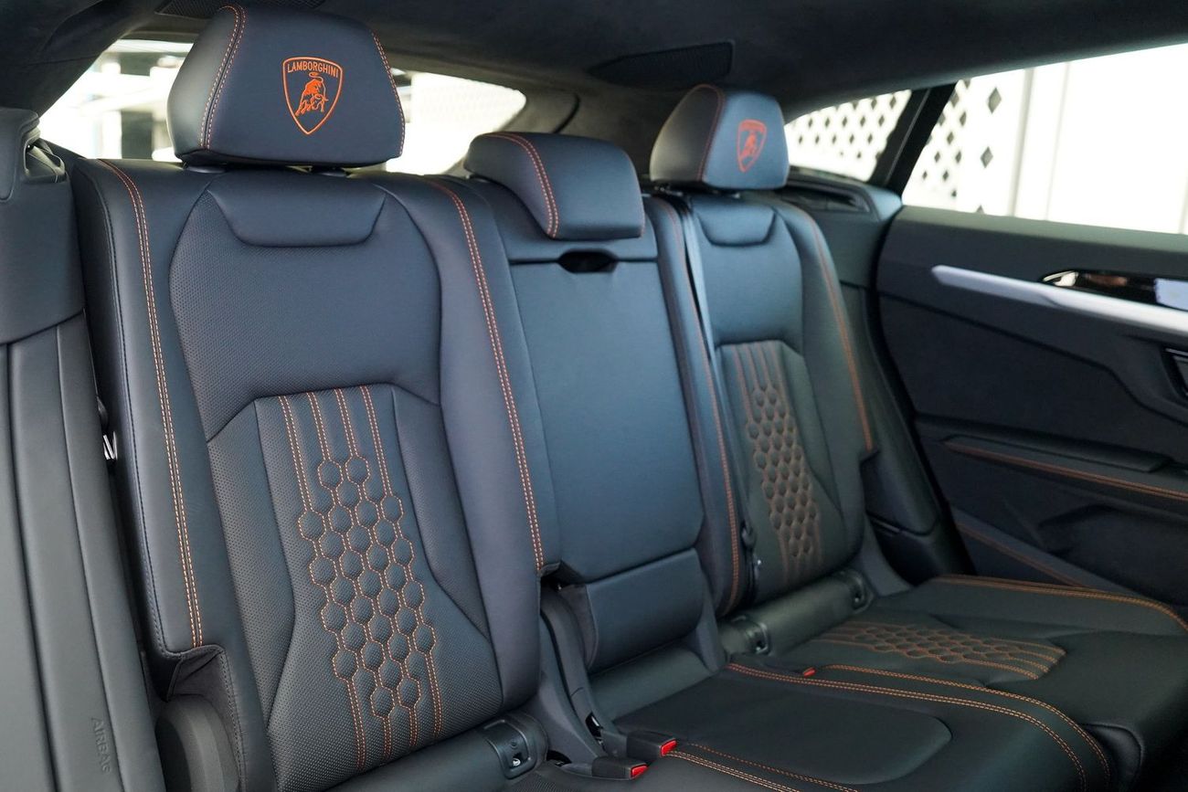 لامبورغيني اوروس STD 4.0T V8