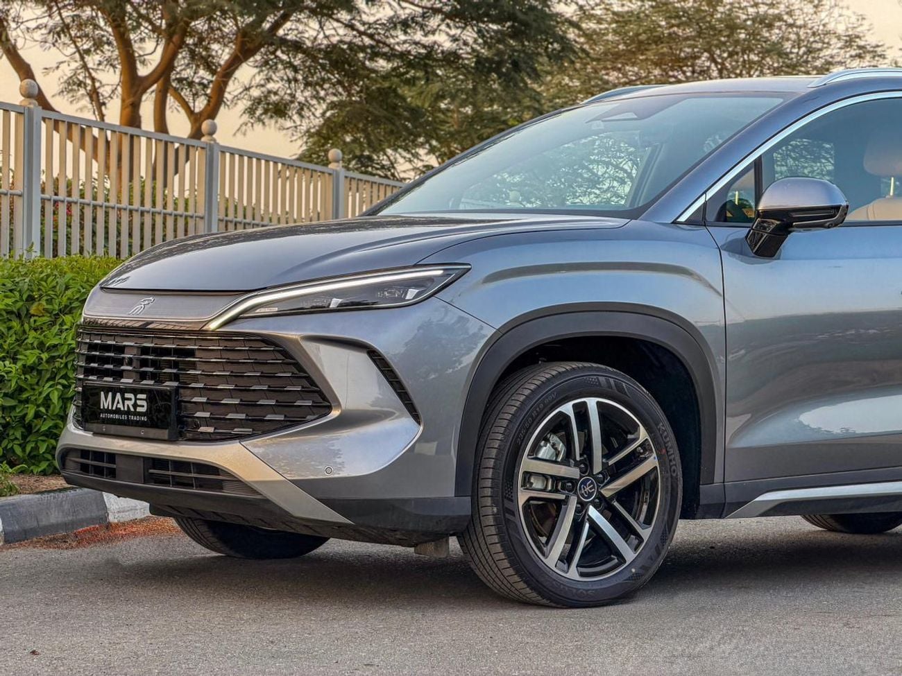 BYD Song L 2025 BYD Song L DM-i | 112 kWh | 1.5L Hybrid (Plug-In) | For Local Registration & Warranty