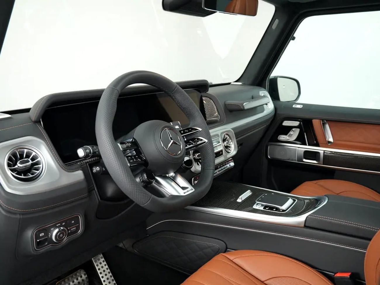 Mercedes Benz G63 AMG STD BRAND-NEW G63 | A22 | WARRANTY | European Spec | A22 | Double Night Package | Carbon interior