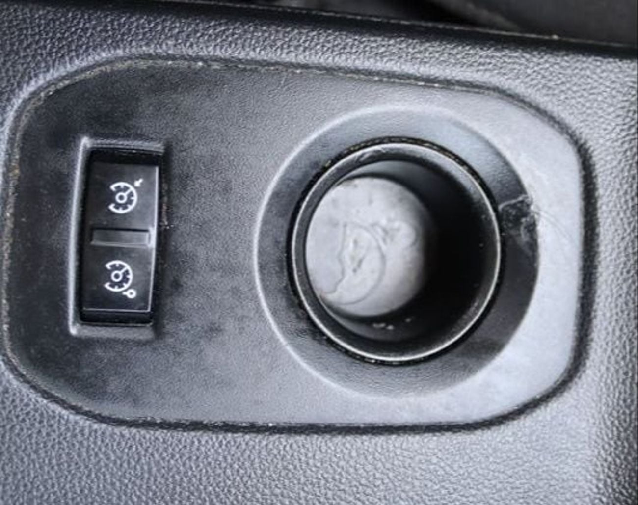 رينو داستر رينوداستر 2023 - خليجى - بدون حوادث - بمحرك 1.6 - بحاله ممتازه من الداخل والخارج