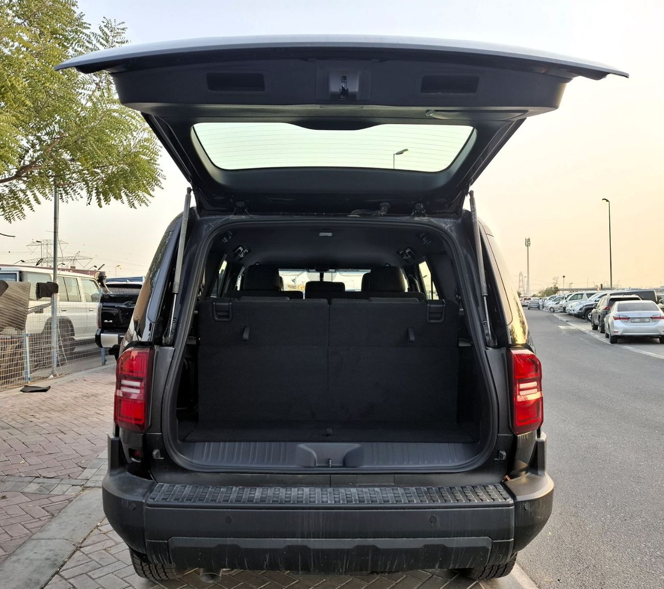 Toyota Prado Toyota Prado 2.4L 2025 Urban Black Petrol (Export Only)