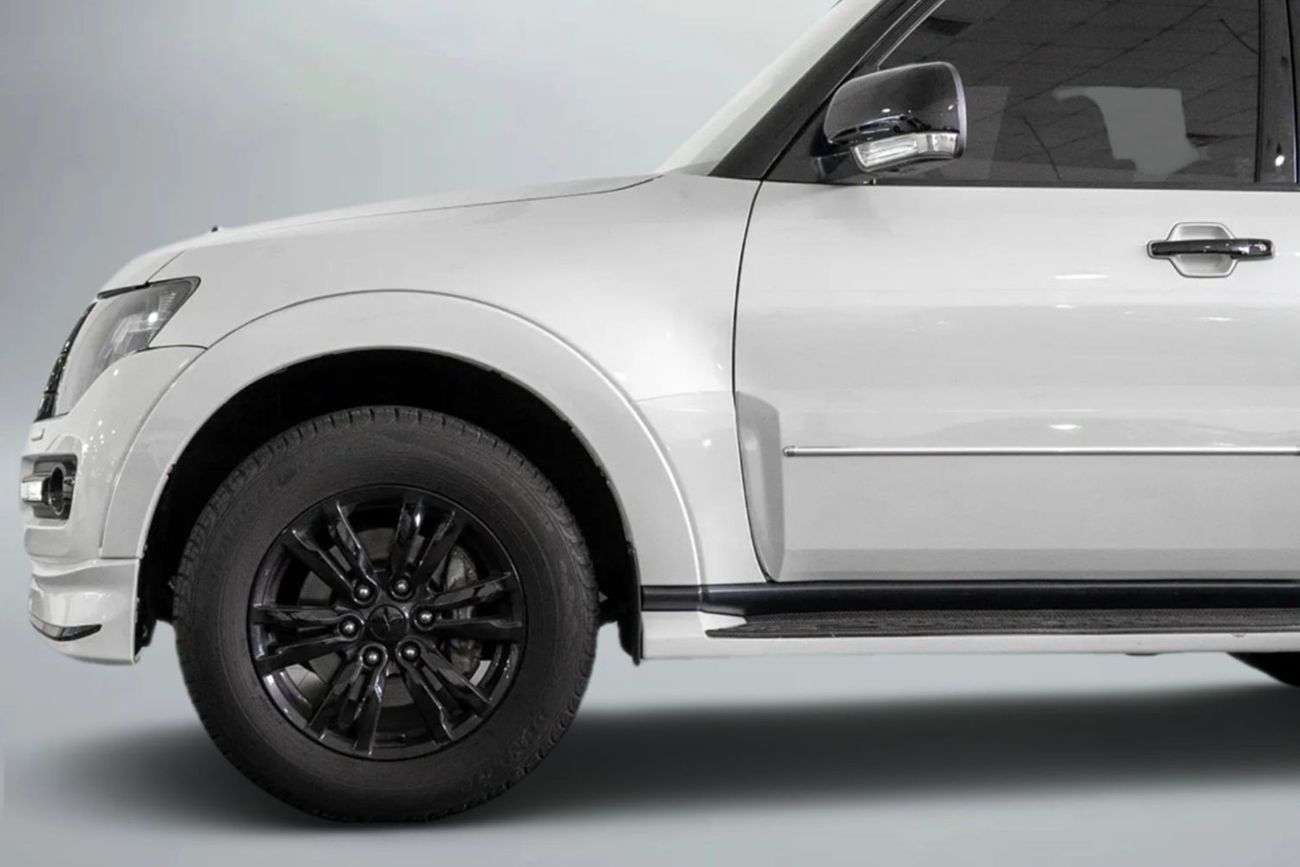 Mitsubishi Pajero 3.8L Signature LWB